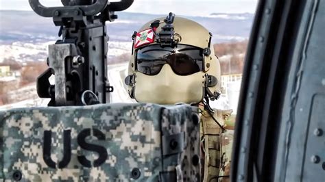 Helicopter Door Gunners Learn How To Shoot Us Army
