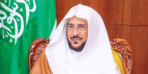 أعلن وزير الشؤون الإسلامية والدعوة والإرشاد السعودي، عبد اللطيف آل الشيخ، أن وزارته تقوم بتعقب عمليات سرقة التيار الكهربائي وفي هذا السياق، شدد وزير الشؤون الإسلامية على أن الوزارة ستحيل المتورطين إلى الجهات المختصة لمحاسبتهم بأثر رجعي، مؤكدا أيضا أن. المواقيت ومرافق الوزارة جاهزة لاستقبال المعتمرين
