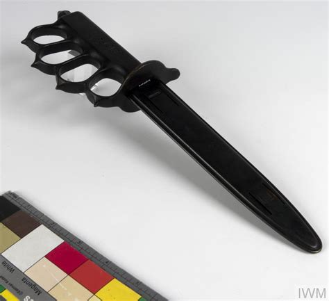 Us Mark 1 Trench Knife With Scabbard Imperial War Museums