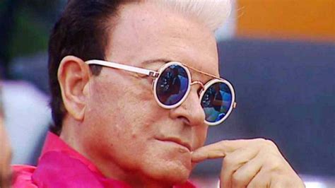 La notizia del nuovo e misterioso fidanzato di cristiano malgioglio ha fatto molto discutere durante le ultime ore. Cristiano Malgioglio, ansia per il fidanzato turco: due ...