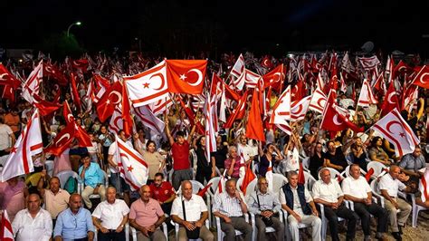 Maybe you would like to learn more about one of these? KKTC'de Yavuz Çıkarma Plajı'nda 10. kez şafak nöbeti tutuldu