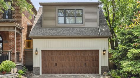 Clopay Introduces Bridgeport™ Steel Garage Doors with Intellicore