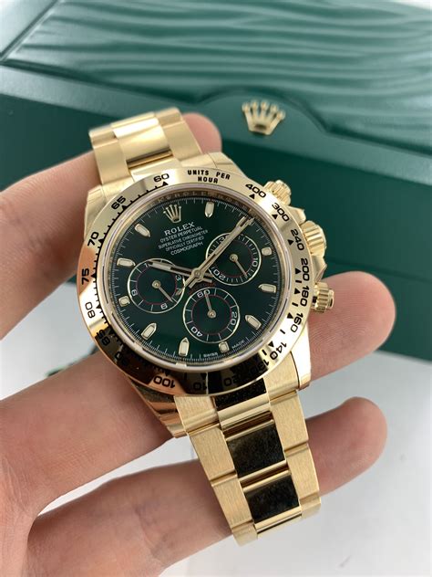Contact a retailer about the cosmograph daytona. ROLEX DAYTONA YELLOW GOLD GREEN DIAL 116508 - Carr Watches