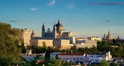 Sejarah Islam Yang Tersembunyi Di Kota Madrid Di Spanyol Bpkh