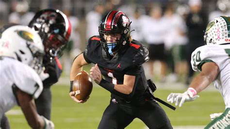Canton McKinley football bounces back with OHSAA playoff win
