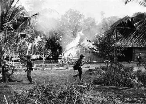 XỨ TrẦm HƯƠng Vietnam War CuỘc ChiẾn TÀn KhỐc Chiến Tranh Việt Nam