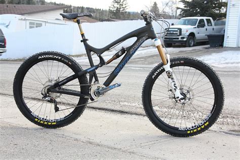 We did not find results for: Santa Cruz Nomad Carbon photo || SINGLETRACKS.COM