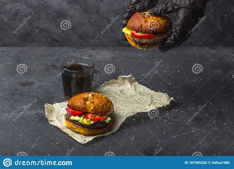 Loren bouchard, creator of the animated comedies bob's burgers and apple's forthcoming central park, knows it isn't a great practice to have men voicing female characters, but he told reporters. Female Chef In Black Gloves Putting Freshly Prepared ...