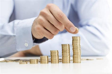 From 2009 to 2014 he was president and ceo of walmart international, and from 2005 to 2009 he served as president and ceo of sam's club. How long does it take Canada's top CEOs to earn your ...