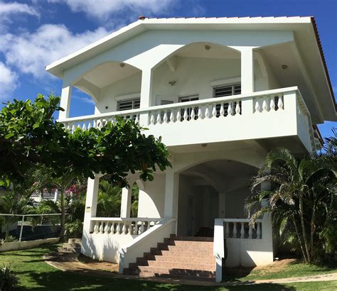 Gated Caribbean Beach House In Protected Bay On Southeastern Tip Of