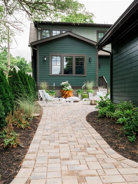 Garage Courtyard Pictures From Hgtv Urban Oasis 2016