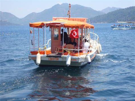 Riding on a boat across the beautiful sea, you get a unique excursion from our guide on the beautiful landmarks of the district. Finding Nemo Boat - Picture of Finding Nemo Boat, Marmaris ...
