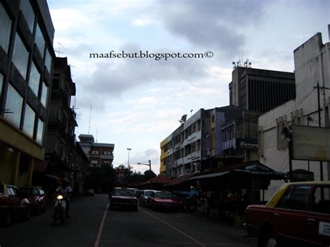 The name means 'new city' or 'new castle/fort' in malay. Ronda Ronda Sekitar Kota Bharu Part 2