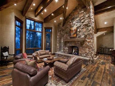 Stunning And Luxury Mountain Home Mountain Home Interiors Log Home