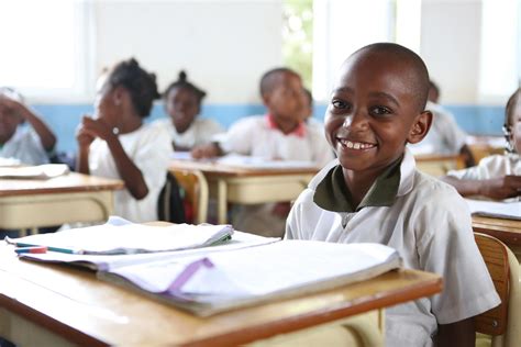 Aprovada Por Unanimidade Lei Que Torna Ensino Gratuito Ver Angola Diariamente O Melhor De