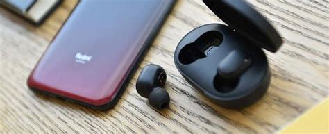 The earbuds fit quite nicely in the ear and feels more compact and comfortable as well in terms of the longer usage. Nueva función llamada "encuentra tus accesorios" de Google ...