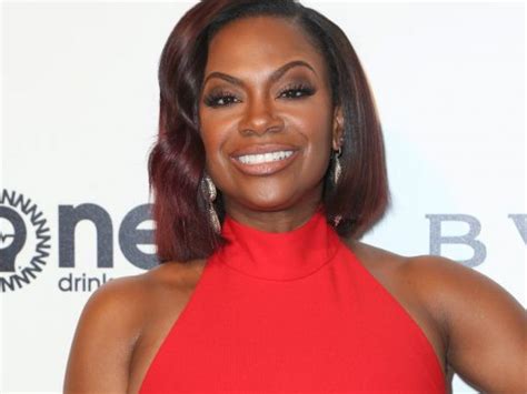 Kandi Burruss Throwback Pics From 2000 Has Fans Says That She Looks