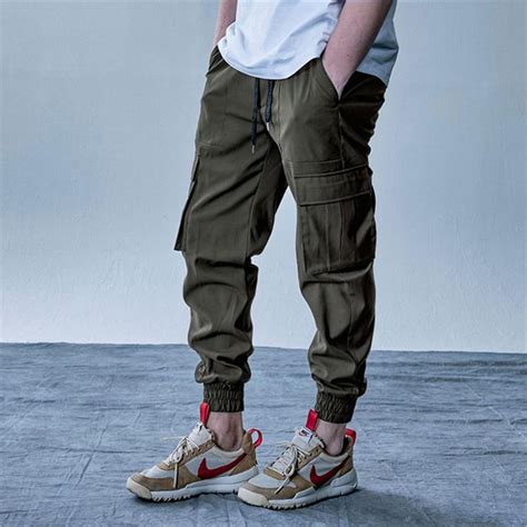 5 Model Celana Pria Dari Masa Ke Masa Yang Paling Ikonik Highend Magazine