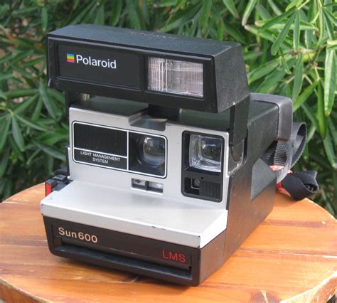 Vintage Working Polaroid Sun 600 Lms Instant Film Camera For Use With