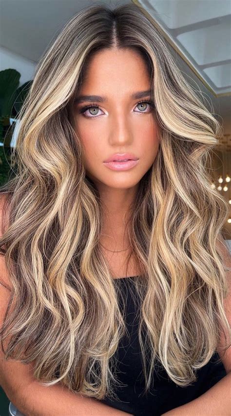 38 Best Hair Colour Trends 2022 Thatll Be Big Surf Blonde