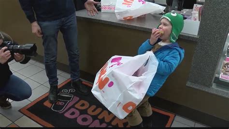 Dunkin Surprises Americas Funniest Home Video Winner Wjetwfxp
