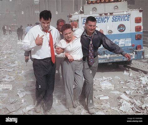 911 Victims Helping One Another Stock Photo Alamy