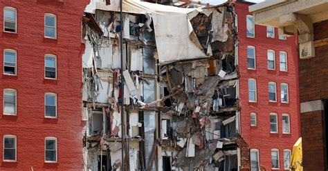 Five People Missing In Horror Six Storey Iowa Apartment Collapse With