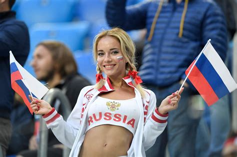 Mundial 2018 Rusia Sorpresa X En El Mundial La Aficionada Más Famosa De Rusia Es Una Actriz
