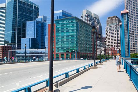 Seaport District a major missed opportunity for city, report says - Curbed Boston