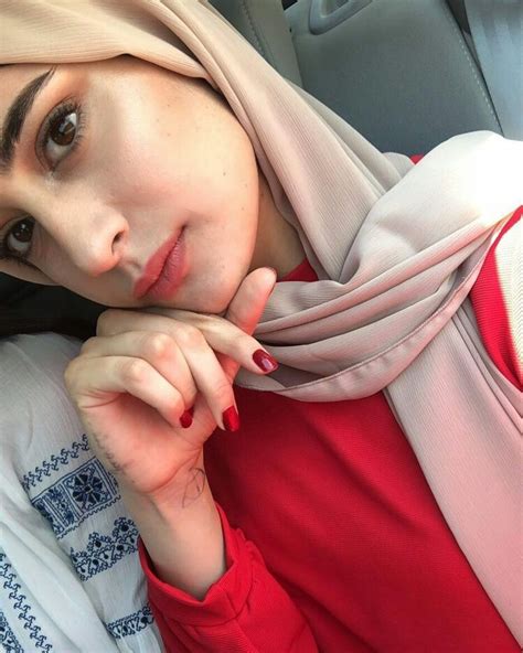 Cute Muslim Girl 😍 Muslim Girls Fashion Hijab