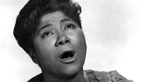 Download American Gospel Singer Mahalia Jackson I Found The Answer Wallpaper