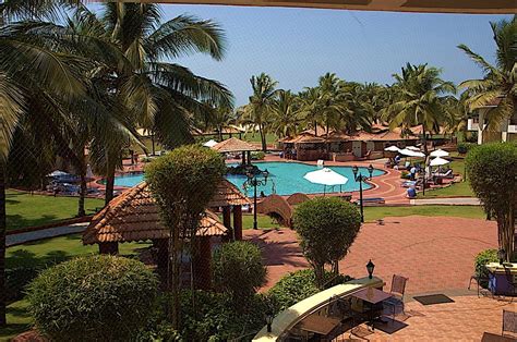 Situated 45 minutes away from the dabolim international airport and just 17km from the margao railway station the resort is ideally located for a relaxing and fun filled vacation in goa. India - Goa / Holiday Inn Resort Goa**** - Jetwing Travel