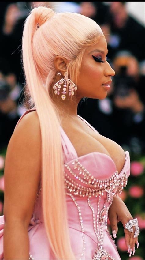 Nicki Minaj At Met Gala 2019 Nicki Minaj Hairstyles Nicki Minaj Photos Nicki Minaj