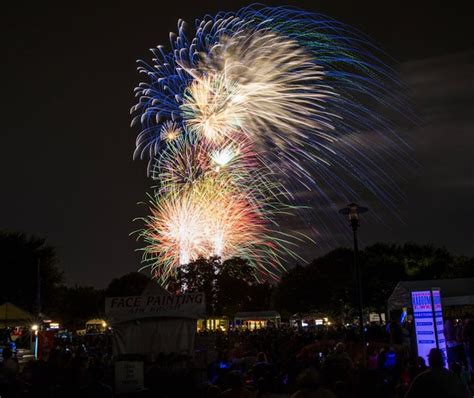 Make July 4 A Blast In Dallas Fort Worth 30 Fireworks Festivals And