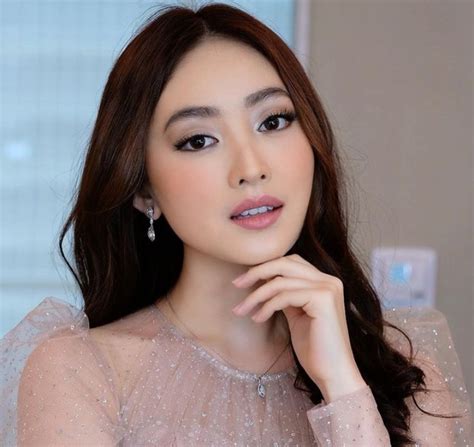 Profil Dan Biodata Natasha Wilona Aktris Cantik Indonesia
