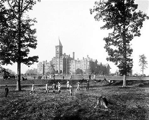 Founded in 1829 and located in the heart of toronto, upper. Education | The Canadian Encyclopedia