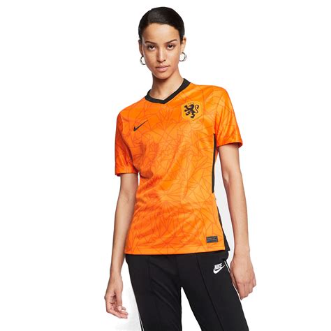 De manen van de leeuw zijn. Oranje Leeuwinnen thuis shirt 2020-2021 - Voetbalshirts.com