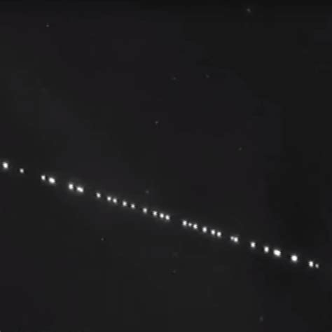 Amateur Photographer Captures The Incredible Moment When Sta