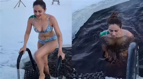 Rakul Preet Singh Slips Into Sexy Bikini In Minus 15 Degrees Newstrack English 1