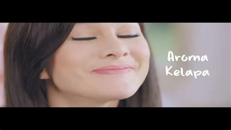 Kupon berhadiah langsung dari rejeki milyaran roma kelapa merupakan promo dari pt mayora indah tbk kepada penikmat seluruh indonesia. Iklan Roma Kelapa - YouTube