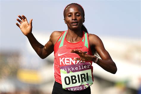 Последние твиты от hellen obiri (@hellen_obiri). Kenyan Steeplechase world record holder awarded wild card ...