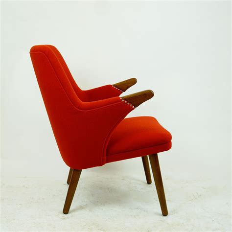 Scandinavian Svend Skipper Mini Bear Teak Lounge Chair With New Red