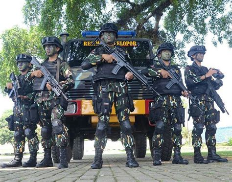Profil Satuan Brimob Unit Paramiliter Polri