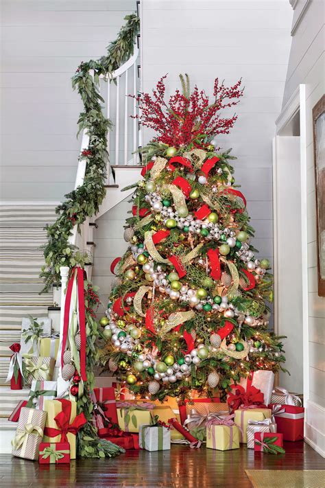 Use a color combination with dominant now there is a large selection of toys and decor elements that support this trend: Christmas Tree Decorating Ideas - Southern Living