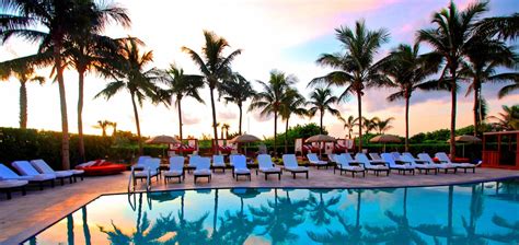 Pool Deck Suites At Hilton Bentley Miamisouth Beach Bentley Miami Bentley Hotel Holidays