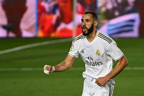 Karim Benzema, à l'apogée de sa carrière, mérite-t-il le Ballon d'or