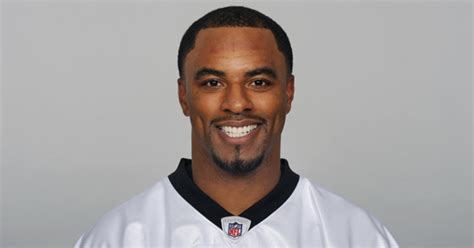 Former Nfl Star Darren Sharper Arrested On Suspicion Of Rape Cbs Los