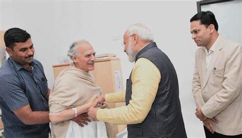 Pm Meets Former Union Minister Arun Shourie At Pune Hospital India News