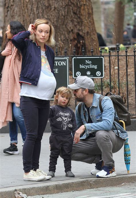 Olivia Wilde with her family -03 | GotCeleb