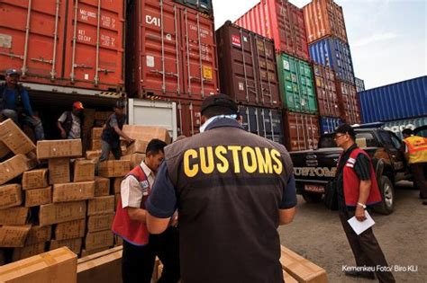 Pemerintah rencananya akan membuka kembali lowongan cpns tahun 2021 ini. Kuartal I Tahun 2021 Penerimaan Bea Cukai Batam Meroket 93 ...
